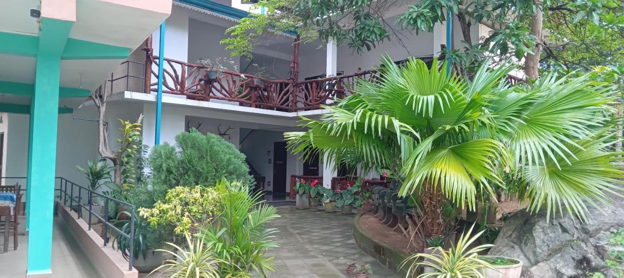 Sigiri Lion Lodge Sigiriya Exterior foto