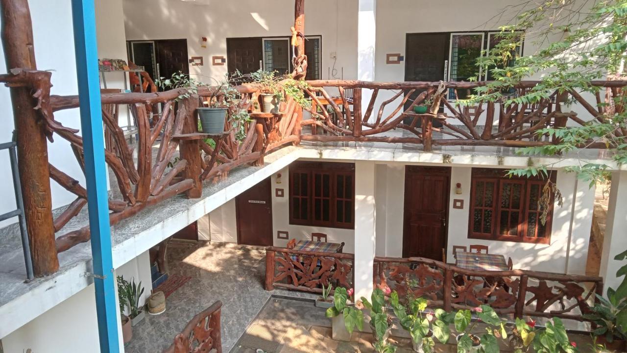 Sigiri Lion Lodge Sigiriya Exterior foto